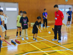 印旛地区少年の日･つどい大会～ボッチャ交流大会～の競技中