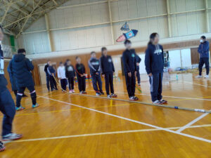 青少年相談員杯の橋賀台小学校合同練習でのミニ試合1